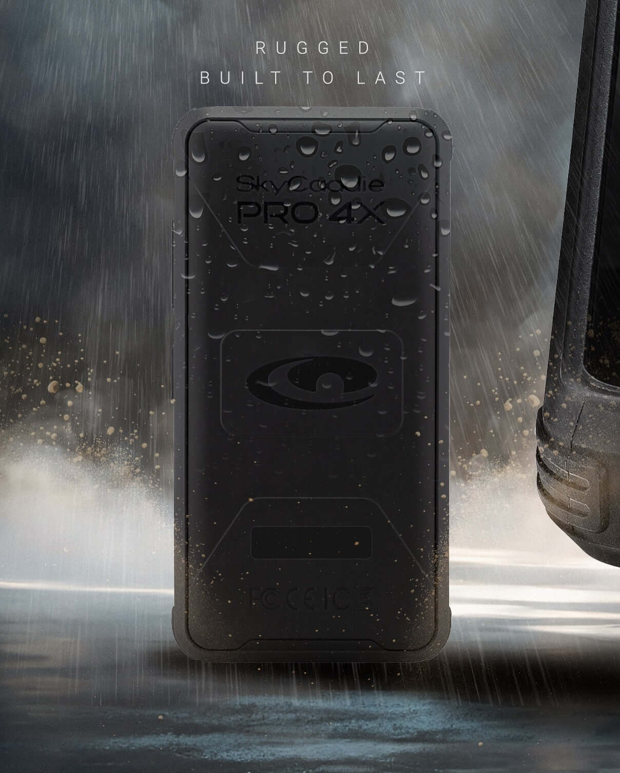 The new PRO 4X packs all the features of the larger top of the range PRO 5X into a more compact body, while offering a sleeker and slimmer design compared to the previous SX400 model. Equipped with SkyGolf’s proprietary dual-frequency TruePoint Positionin