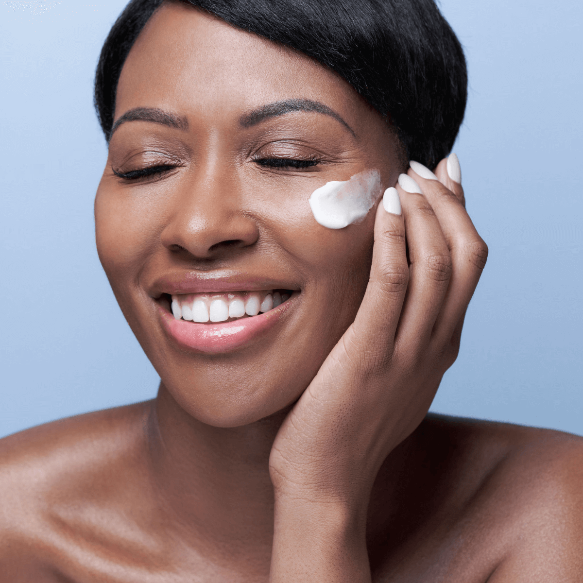 Get ready for your skin-renewing journey with our moisturizing Aqua Infusion Skin Cream. This isn't just another moisturizer – it's a game-changer for dewy, juicy skin. Fast-absorbing and non-greasy, while locking in moisture and hydration with squalane,