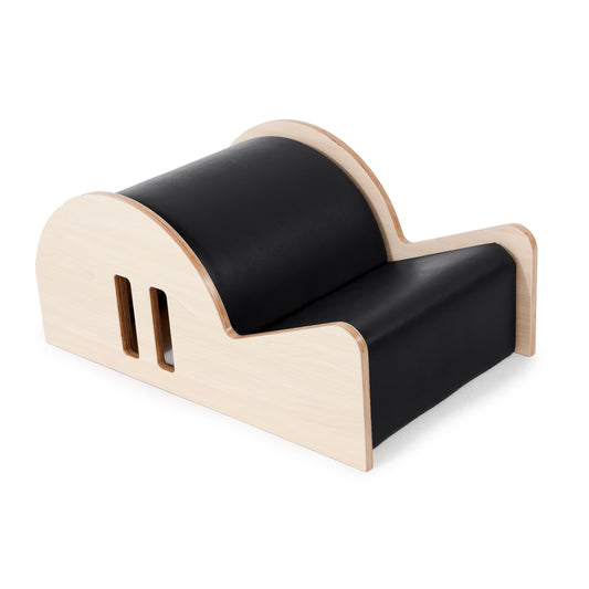 The most versatile back corrector on the market, allows the strengthening of the spine in all its planes. Measures: 74 x 46,5 x 33 cm Weight: 9,5 kg. Our machines are available in a fixed way in black and grey. To purchase them in other colors: ivory, blu