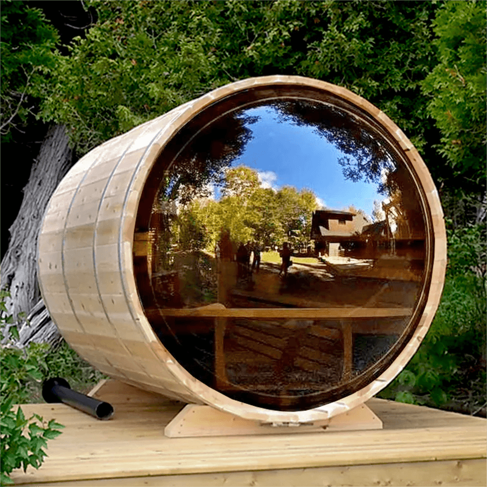 The SAUNA EVOLUTION Barrel Sauna Serenity Nature Air 4 is a natural oasis designed for relaxation and rejuvenation. Made from high-quality solid wood, this wooden sauna is the perfect way to connect with nature while enjoying the benefits of sauna therapy