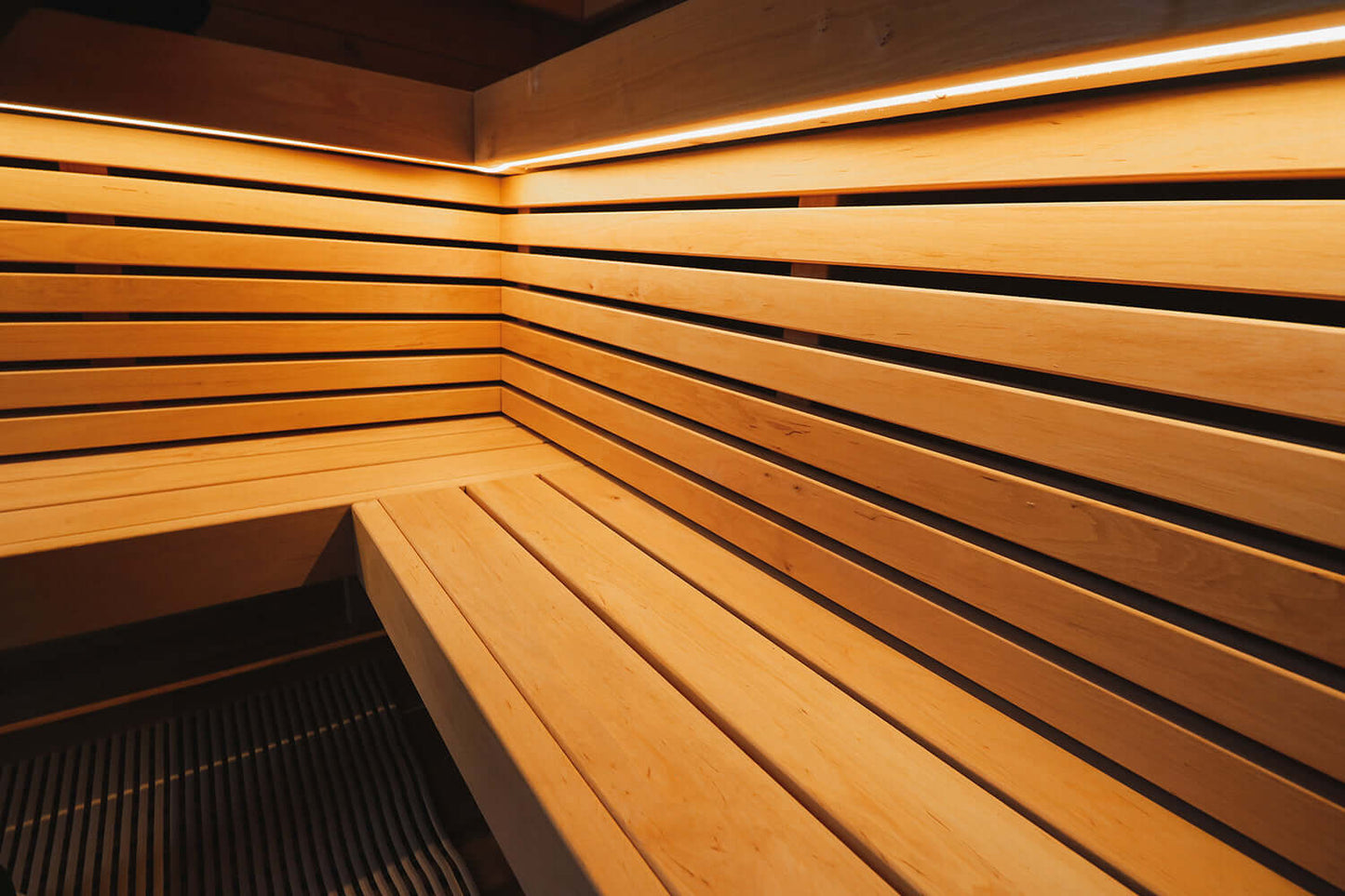SAUNA EVOLUTION Elegant Serenity Sauna 5 🌟Discover the ultimate relaxation experience with our Elegant Serenity Sauna 5, designed for your comfort and serenity. Here's what makes it stand out:✨ Three-tiered Benches with Skirts: Enjoy the luxurious seatin