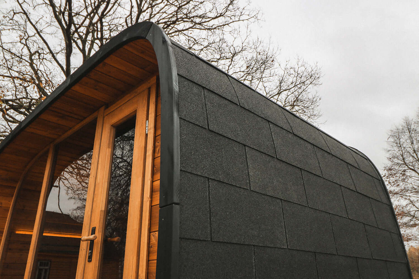 SAUNA EVOLUTION Elegant Serenity Sauna 5 🌟Discover the ultimate relaxation experience with our Elegant Serenity Sauna 5, designed for your comfort and serenity. Here's what makes it stand out:✨ Three-tiered Benches with Skirts: Enjoy the luxurious seatin