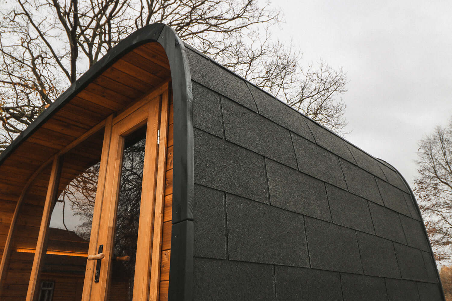 SAUNA EVOLUTION Elegant Serenity Sauna 5 🌟Discover the ultimate relaxation experience with our Elegant Serenity Sauna 5, designed for your comfort and serenity. Here's what makes it stand out:✨ Three-tiered Benches with Skirts: Enjoy the luxurious seatin