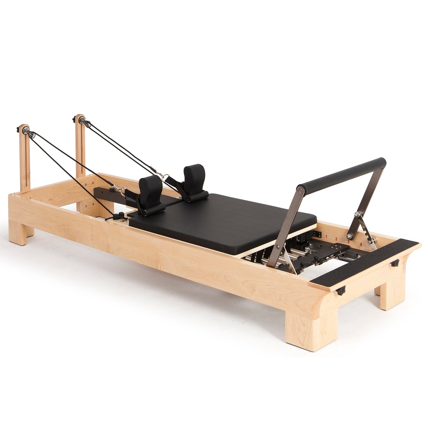 The first Reformer from Elina Pilates, distinguished for its remarkable advancements, is a dynamic and comfortable machine, ideal for studios seeking the warmth provided by wood. Made of rock maple and stainless steel, it ensures exceptional stability and