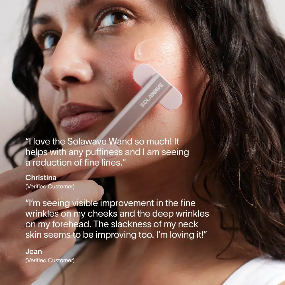 This award-winning Skincare Wand uses 4 advanced technologies to visibly soften fine lines, boost radiance, and refresh tired skin. With a rotating head and built-in timer, you're in control of where results appear. After 8 weeks, visibly reduces: Fine li