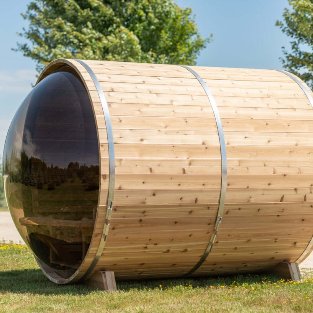 The SAUNA EVOLUTION Barrel Sauna Serenity Nature Air 4 is a natural oasis designed for relaxation and rejuvenation. Made from high-quality solid wood, this wooden sauna is the perfect way to connect with nature while enjoying the benefits of sauna therapy
