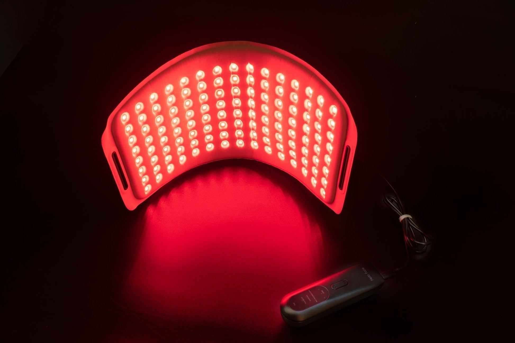 【Dual-Wavelength Red Light Therapy】 Featuring 120 upgraded 3-in-1 LED beads, our red light therapy belt combines 630nm red light with 850nm near-infrared light for maximum effectiveness. This dual-spectrum design stimulates collagen production, reduces wr