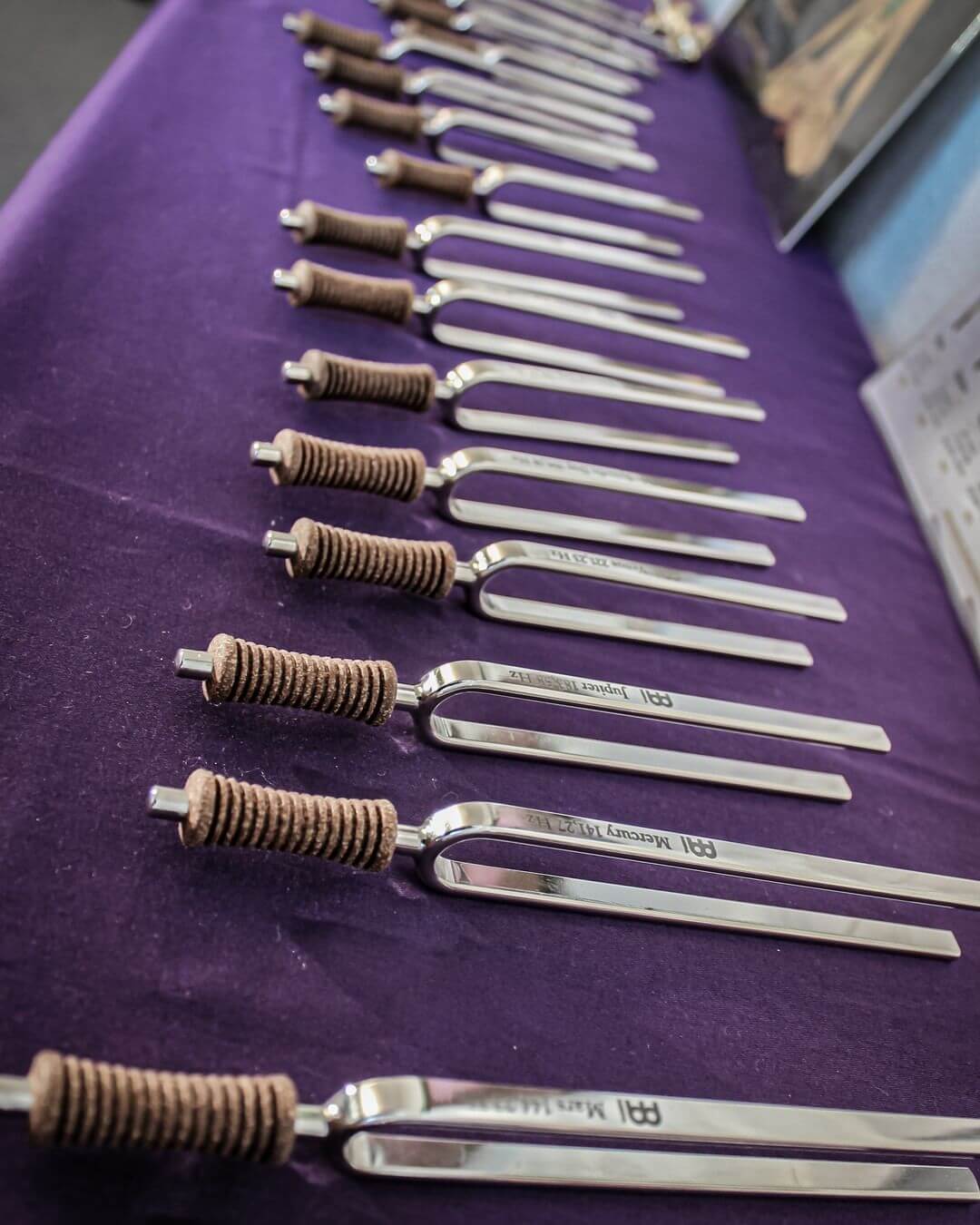 Embark on your journey into sound healing, acupressure, and vibrational therapy with this comprehensive 16-tuning fork set, offering all sixteen planetary tunings! Each tuning fork in this set is a Planetary Tuned Tuning Fork, manufactured in Germany acco