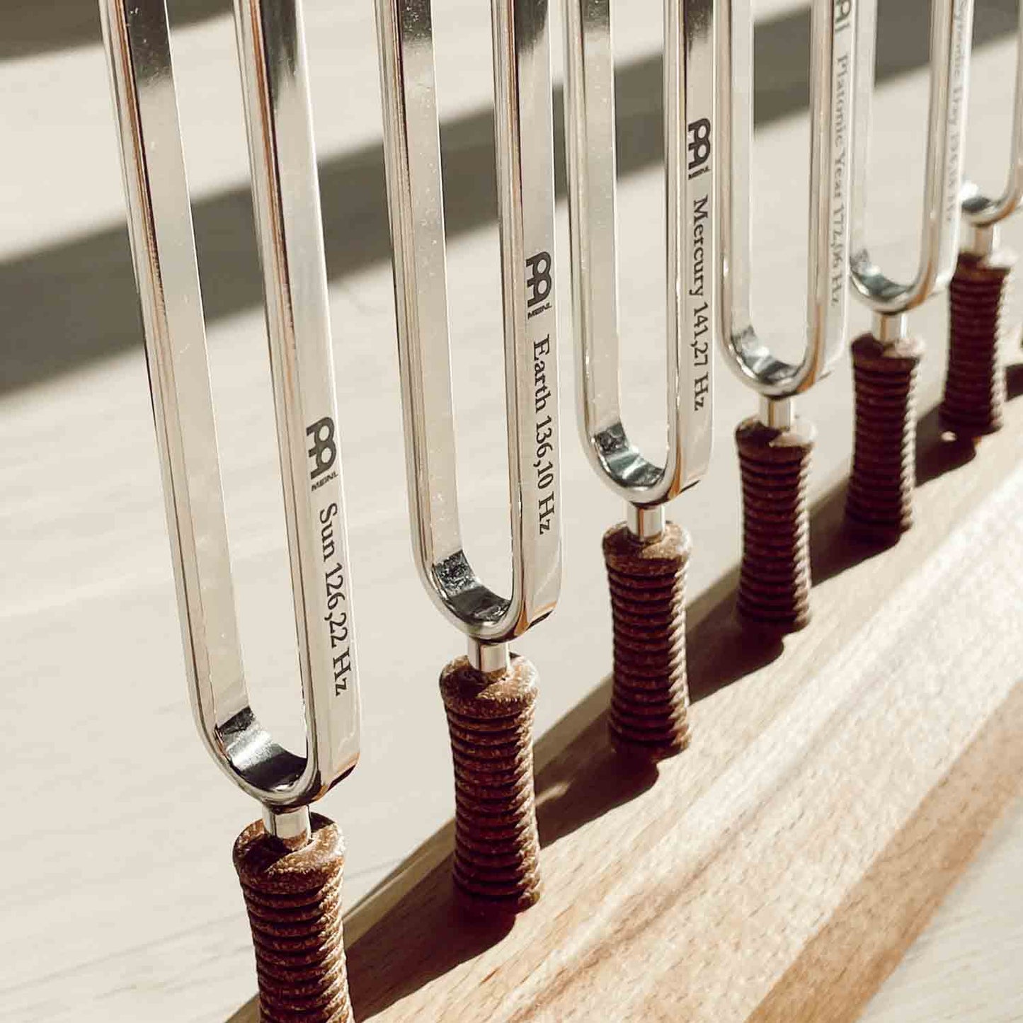 Tune in all seven chakras with this special 7-tuning fork set - it helps you to balance and increase positive energy! A professional set for meditation, yoga, therapeutics, sound healing and spiritual practices. Made from strong steel (not soft aluminum)!