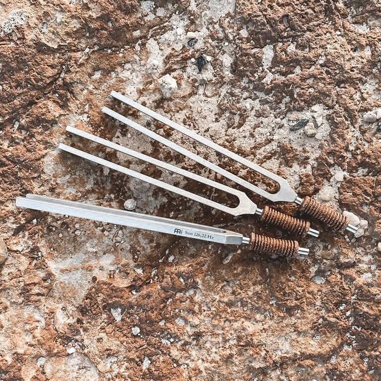 This set includes 16 well-chosen Premium Weighted Therapy Tuning Forks. The first choice of professionals in the fields of sound healing, manual therapy, and acupuncture. These Premium Weighted Therapy Tuning Forks are handmade in Germany from German stee