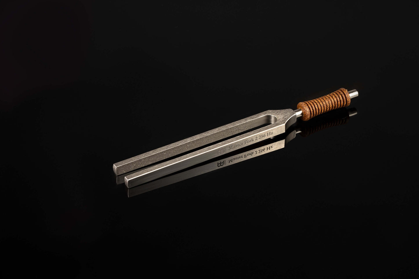 This set includes all 27 Planetary Tuned Therapy Tuning Forks with premium weighted steel. These Weighted Steel Forks are manufactured in Germany according to Hans Cousto's calculation (The Cosmic Octave). Each tuning fork is tuned exactly to the frequenc