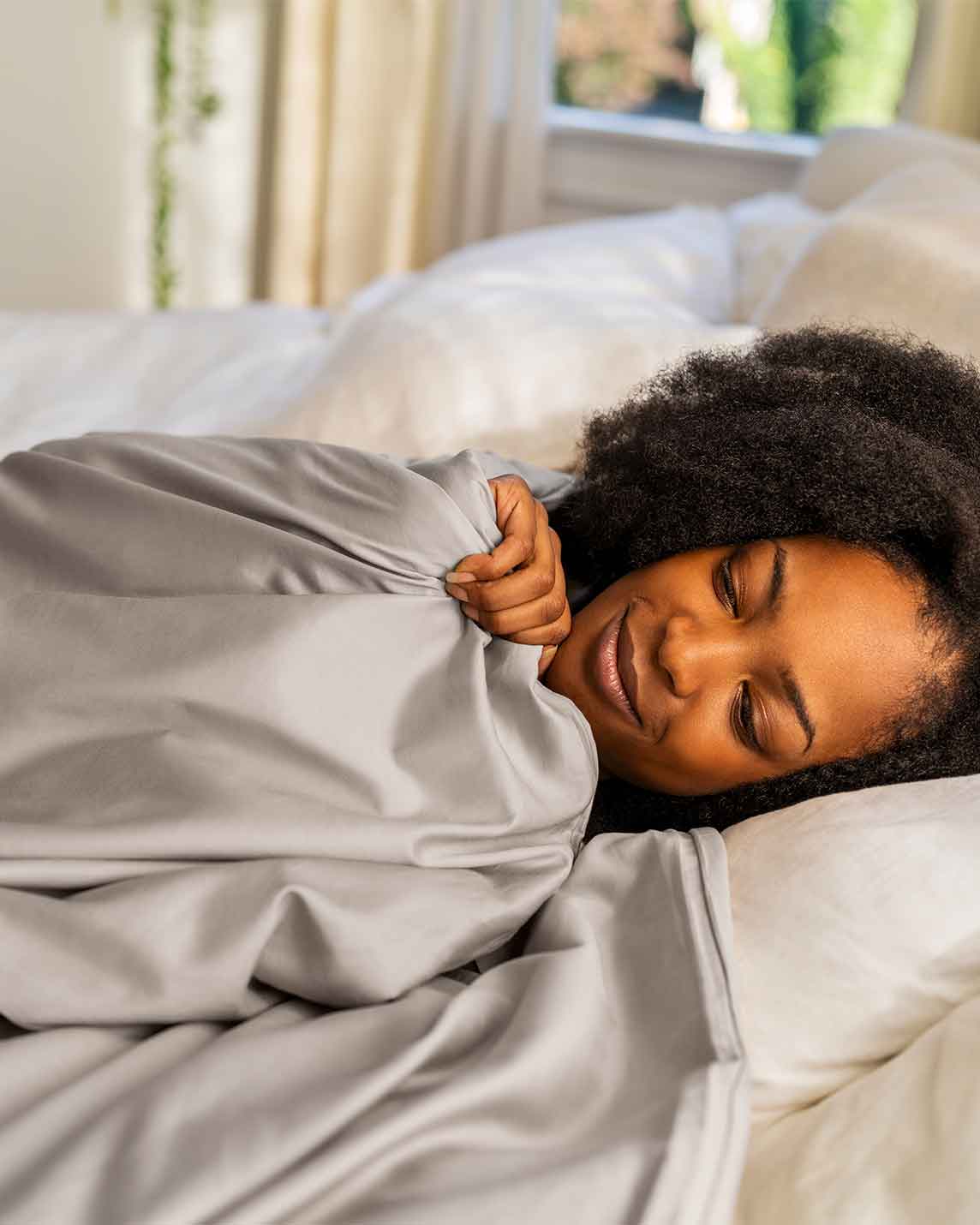 A perfect fit for our 12lb Weighted Throw or 15lb & 20lb Weighted Blankets (note, not the Comforters!) Our cool, easy-to-wash, cotton cover protects your Baloo with style and ease - without adding heat!