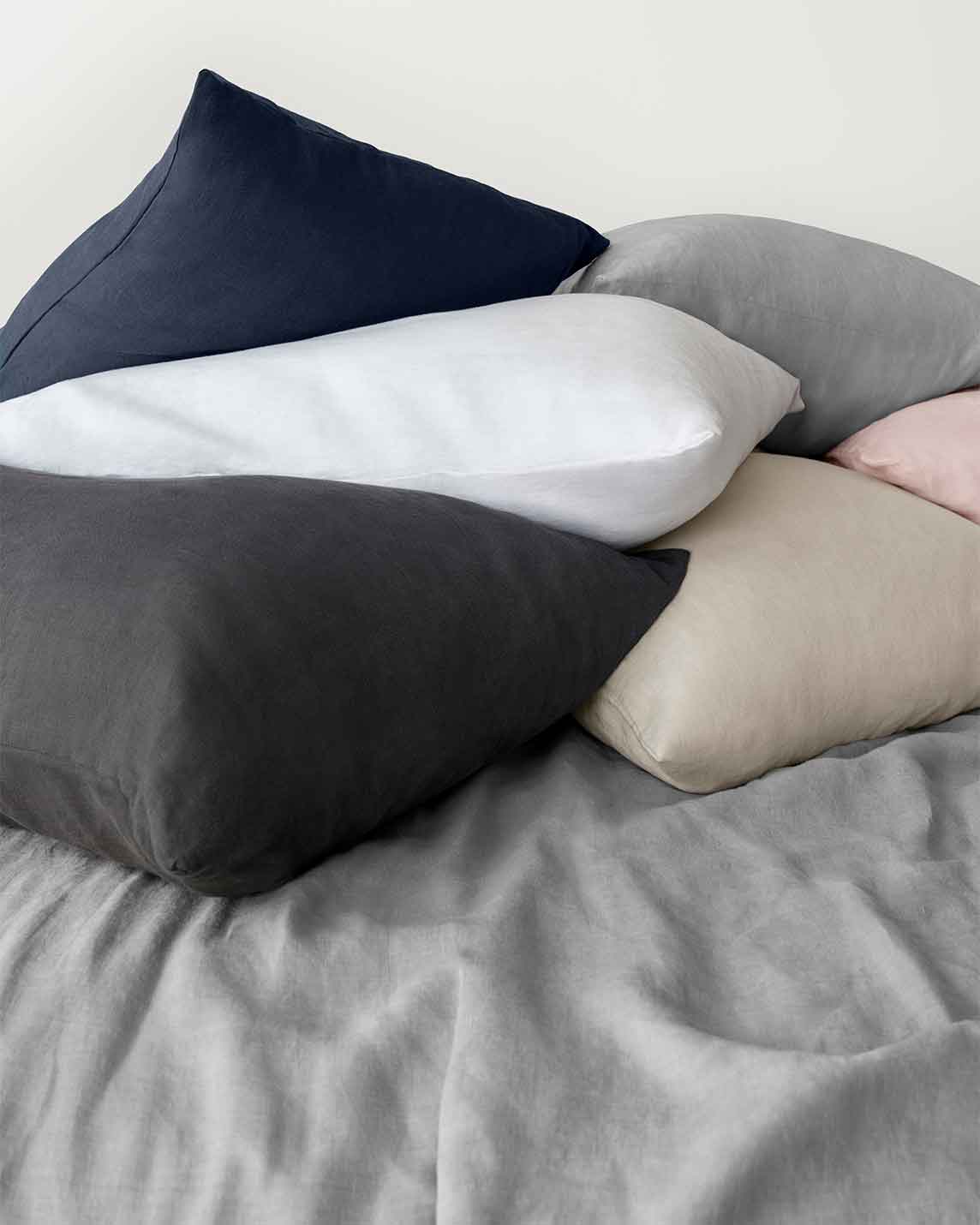 The perfect complement to your Baloo weighted blanket and duvet, crafted with the highest quality European linen.