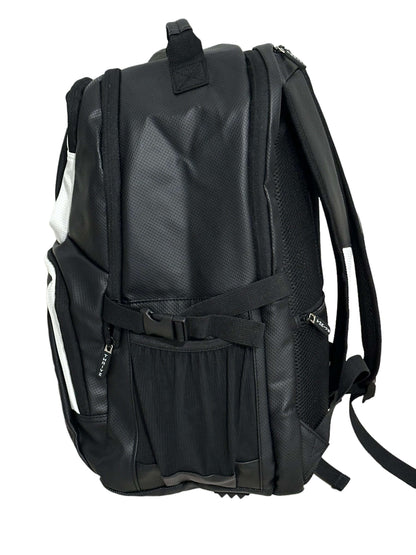 Thrive Elite Backpack is made of 100% vegan leather and designed for the player who prefers using a smaller backpack then our Tour Bag. This backpack still maintains a stylish and sleek look while having all the functionality of would expect. This backpac