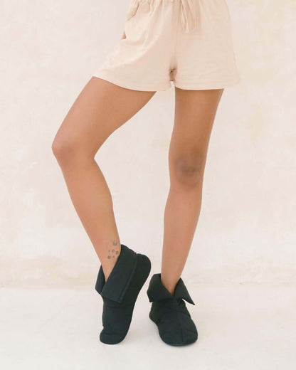 Soft quilted booties that feel like a dream, and look like one too. Lightweight & super soft, these pull-up booties were designed to keep you warm and cozy from dawn to dusk. Lightweight, non-skid sole.