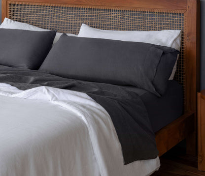 The perfect complement to your Baloo weighted blanket and duvet, crafted with the highest quality European linen.