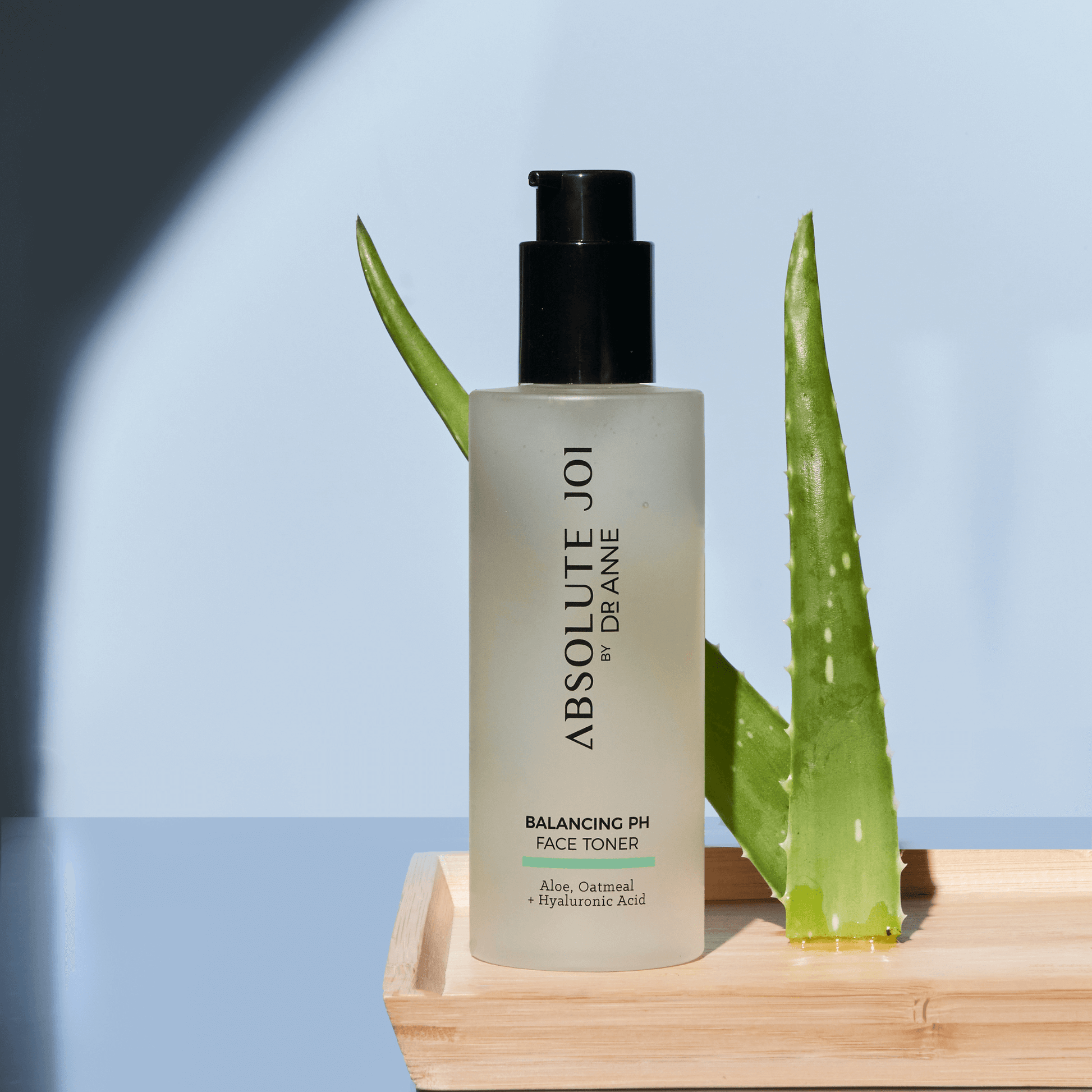 Experience the ultimate skin refreshment with our hydrating, pH-balancing face toner. This alcohol-free toner is specifically formulated to replenish and balance your skin after cleansing, leaving you with a revitalized and harmonious complexion. Our uniq