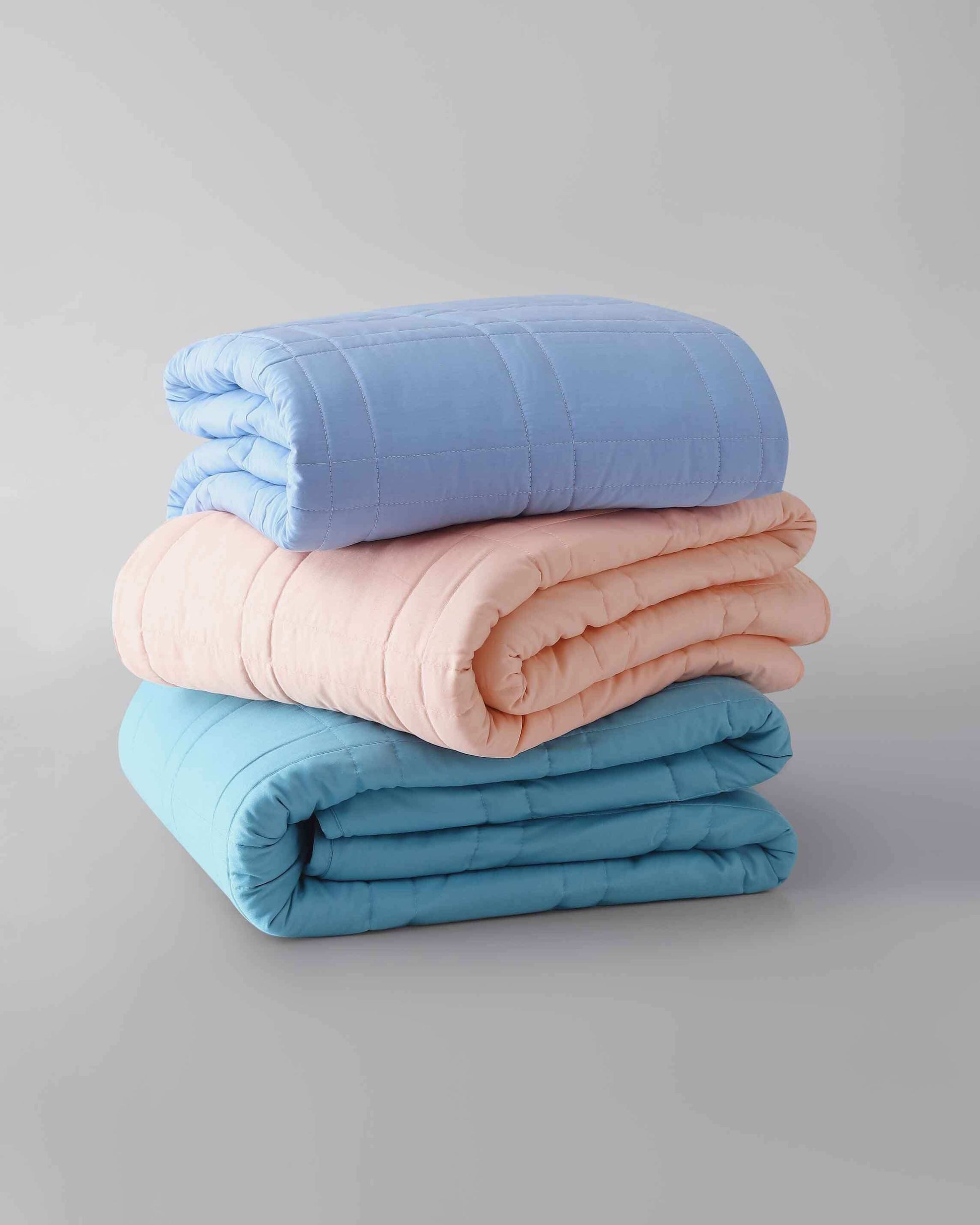 The Baloo Mini feels like a gentle hug, making bedtime and naptime a breeze for kids and adults! The cool and breathable designs are chemical-free and 100% cotton, with a gentle weight that they'll love. Unwind after a long or exciting day with a natural