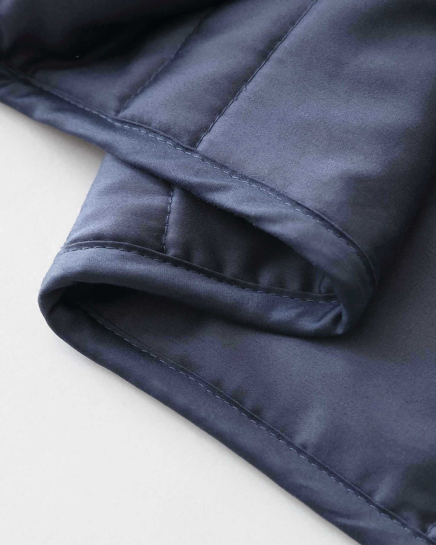 Good nights and better days from here on out, with our best-selling weighted blanket. Science-backed, sustainably-made, in super-soft washable cotton—for a blanket that feels like a hug, right when you need one.