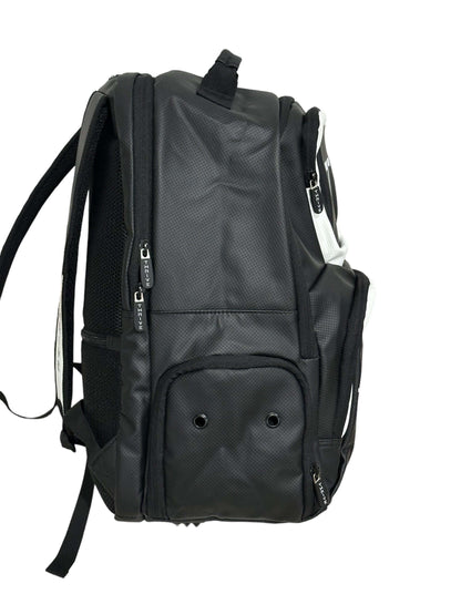 Thrive Elite Backpack is made of 100% vegan leather and designed for the player who prefers using a smaller backpack then our Tour Bag. This backpack still maintains a stylish and sleek look while having all the functionality of would expect. This backpac