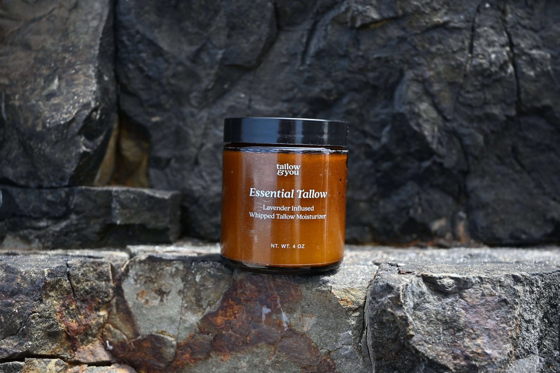 Whipped Tallow; Jojoba Oil; Infused Lavender Flower. Ingredients: This formula contains 100% grass-fed and finished beef tallow, including vitamins A, E, D, K, B12, omega fatty acids, palmitic, ascorbic and stearic acid, infused lavender in jojoba oil. Wh