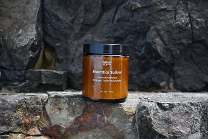 Whipped Tallow; Jojoba Oil; Infused Lavender Flower. Ingredients: This formula contains 100% grass-fed and finished beef tallow, including vitamins A, E, D, K, B12, omega fatty acids, palmitic, ascorbic and stearic acid, infused lavender in jojoba oil. Wh