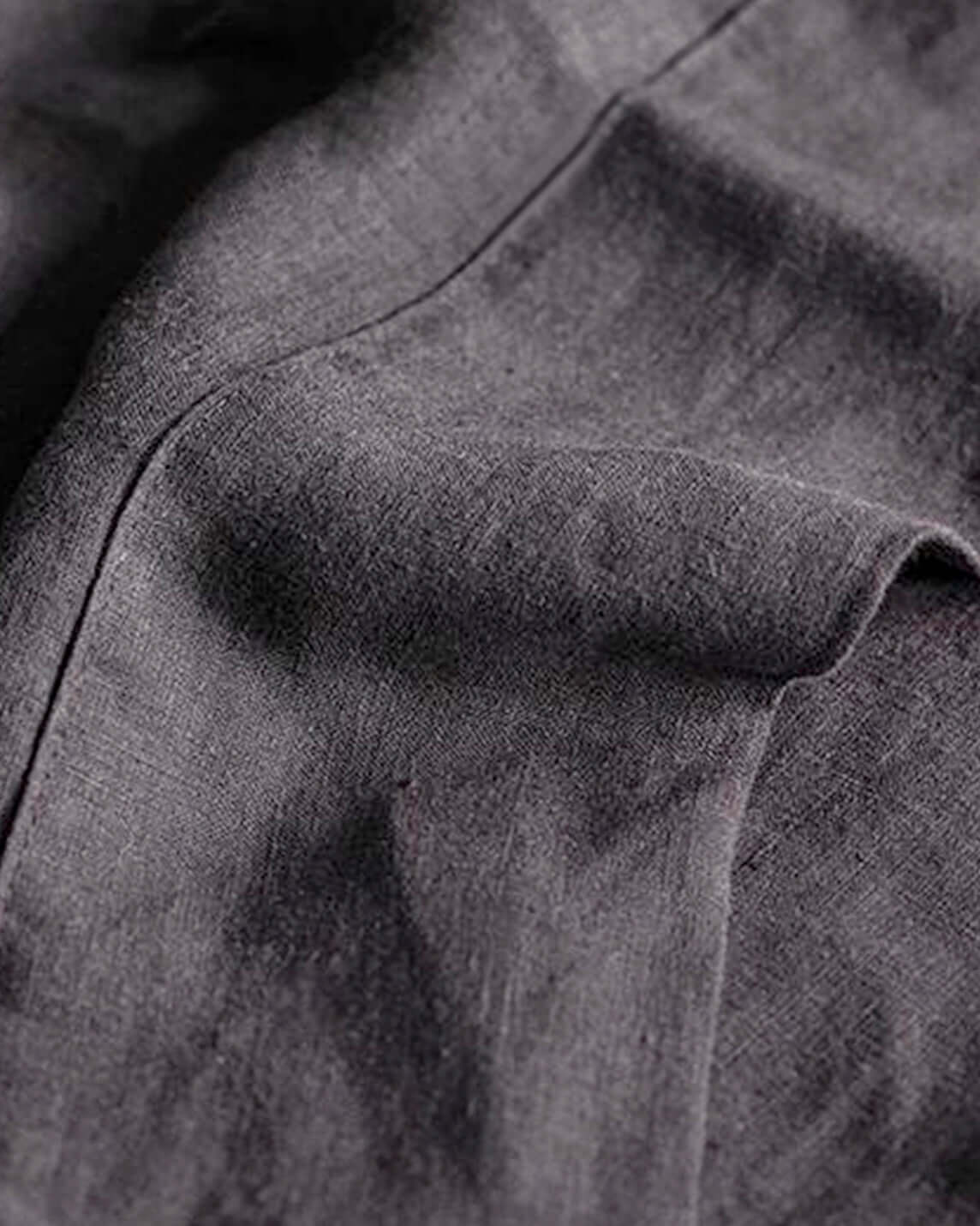 Protect your weighted blanket, throw, or comforter with an easy-to-wash, cool, and breathable linen cover. Perfectly sized to fit our weighted blankets and comforters, our European linen is stonewashed for softness and of the highest quality. Queen and Ki