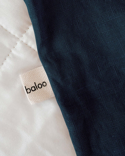 Protect your weighted blanket, throw, or comforter with an easy-to-wash, cool, and breathable linen cover. Perfectly sized to fit our weighted blankets and comforters, our European linen is stonewashed for softness and of the highest quality. Queen and Ki