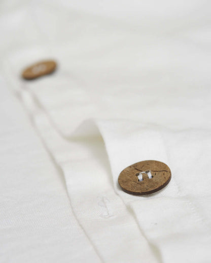 Protect your weighted blanket, throw, or comforter with an easy-to-wash, cool, and breathable linen cover. Perfectly sized to fit our weighted blankets and comforters, our European linen is stonewashed for softness and of the highest quality. Queen and Ki