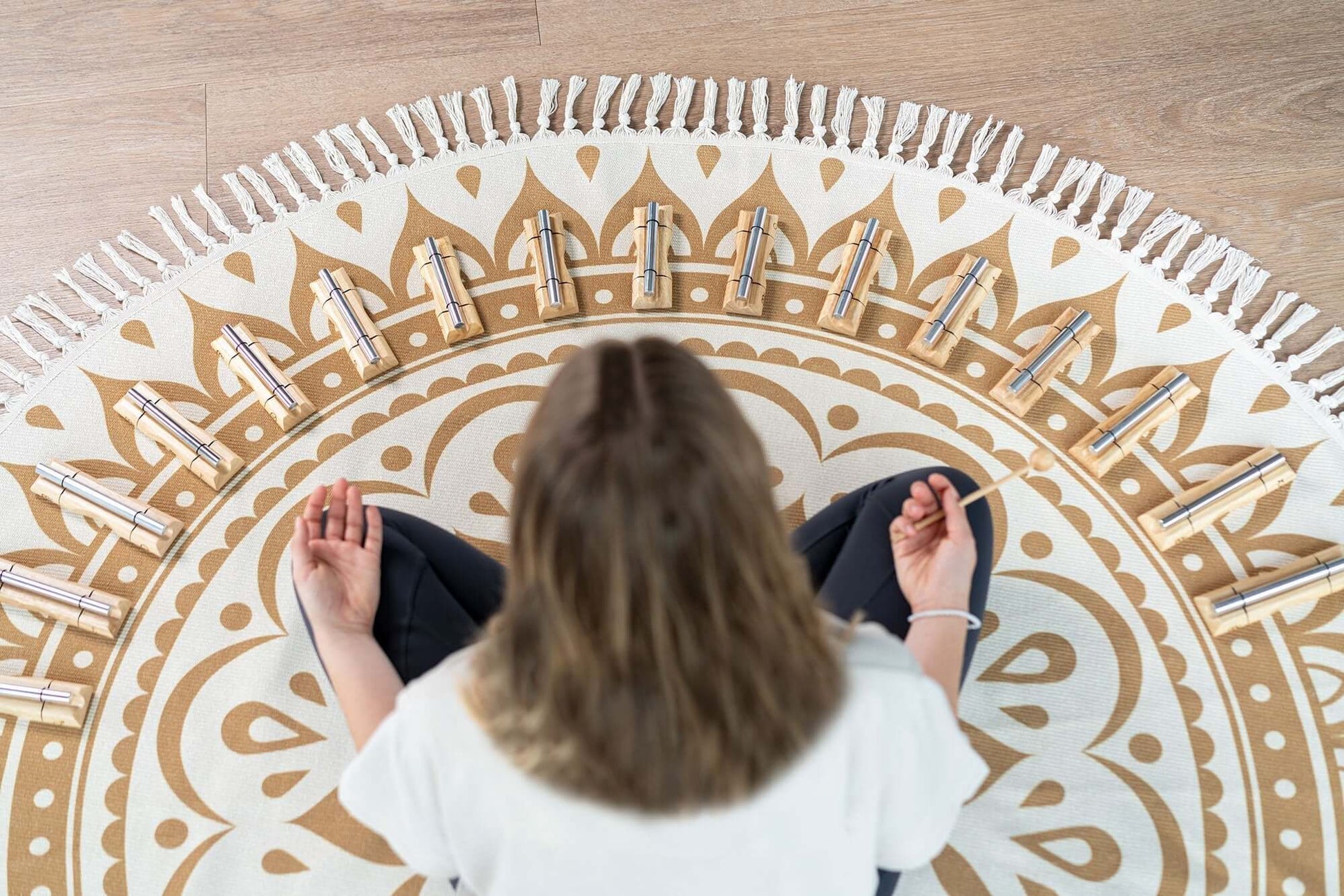 The complete setup of Energy Chimes offers all 16 planetary and chakra tunings in one set. This professional energy chime set is ideal for meditation, yoga, therapeutics, sound healing, and spiritual practices. Position the chimes on the specified body re