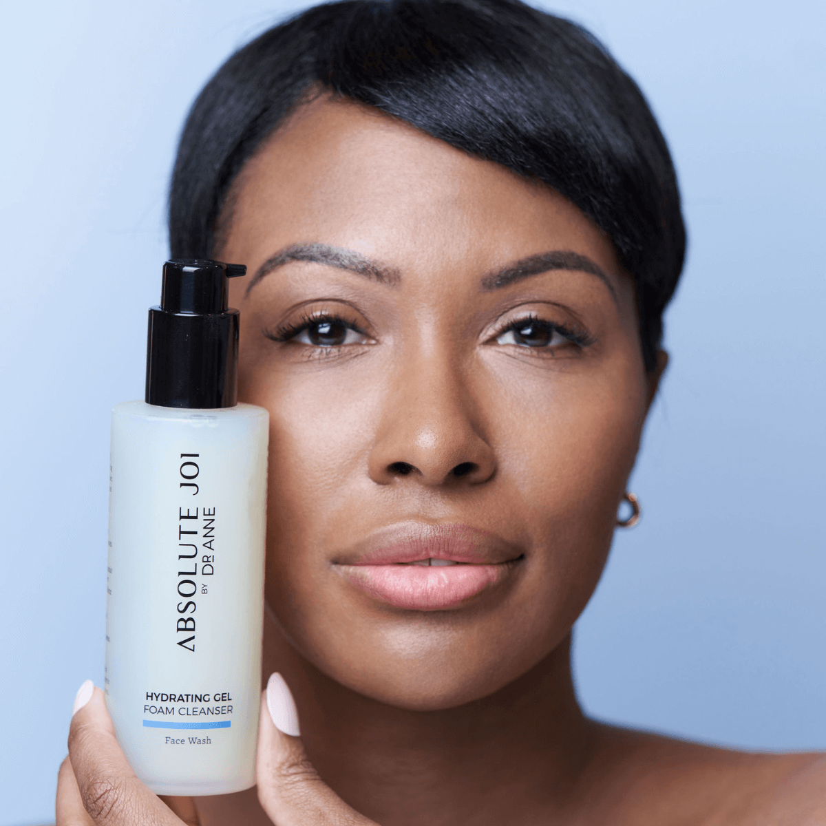 Healthy skin starts with our pH-balancing foam cleanser. Cleansing is the bedrock of a flawless skincare regimen. The key to cleansing for radiant skin is taking a balanced approach—never stripping or over-cleansing. Discover the ultimate cleansing and pr