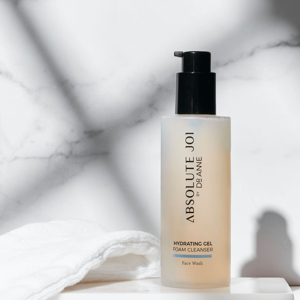Healthy skin starts with our pH-balancing foam cleanser. Cleansing is the bedrock of a flawless skincare regimen. The key to cleansing for radiant skin is taking a balanced approach—never stripping or over-cleansing. Discover the ultimate cleansing and pr