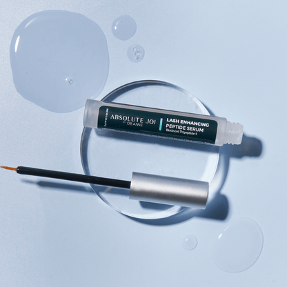 Are you ready to redefine your beauty routine? Add a focus on your lashes to your skincare regimen. Thinning eyelashes and sparse "brow tails" can impact your overall appearance. Enter our Lash Enhancing Peptide Serum – the ultimate secret to lush, volumi