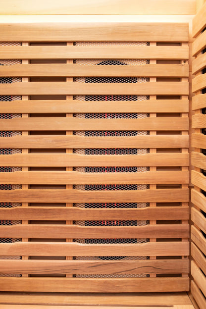 Reach the Peak of Wellness with Rainier Luxury. Performance. Precision. All in one. Introducing the Peak Saunas Rainier—a 1-person infrared sauna meticulously crafted for those who demand more from their wellness routine. Built from stunning Canadian red