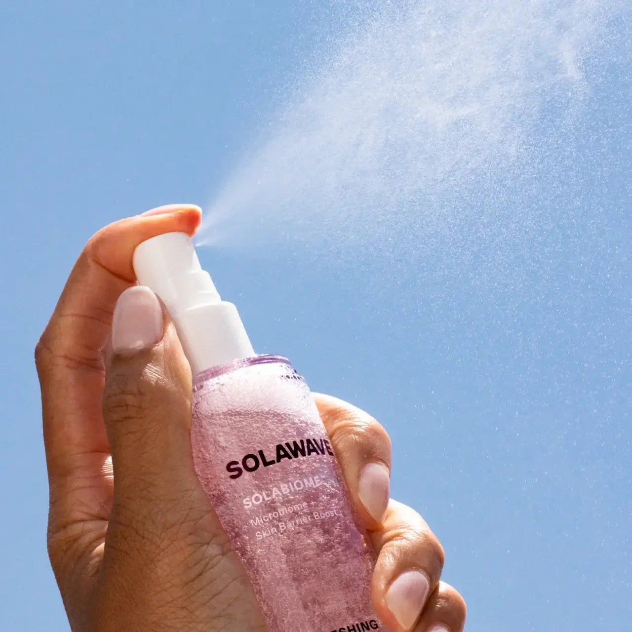 Hydrate and protect skin from free radicals with a few anytime spritzes of this pre- and probiotic toner. Clean & fragrance-free Vegan & cruelty-free Dermatologist-tested Non-comedogenic
