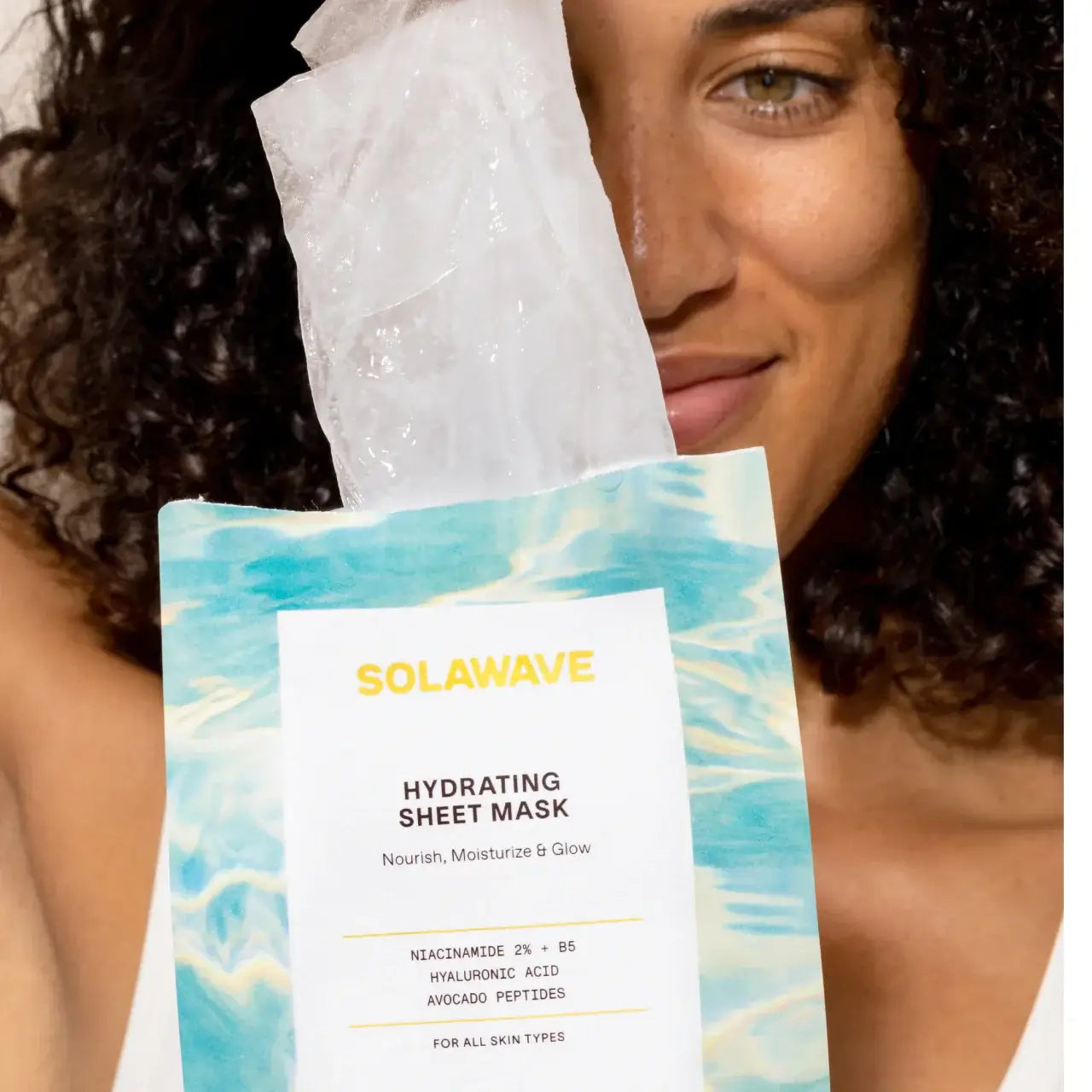 A profoundly clean, biodegradable water-gel mask developed to drench skin with a megadose of nourishing concentrate in a single treatment. Clean & fragrance-free Vegan & cruelty-free Dermatologist-tested