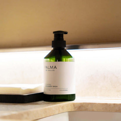 Cleanly formulated with a blend of active ingredients to help hydrate and support the skin barrier, while gently exfoliating with upcycled olive seed powder. Perfect for daily rejuvenation, leaving your skin feeling refreshed, soft, and revitalized. Suita