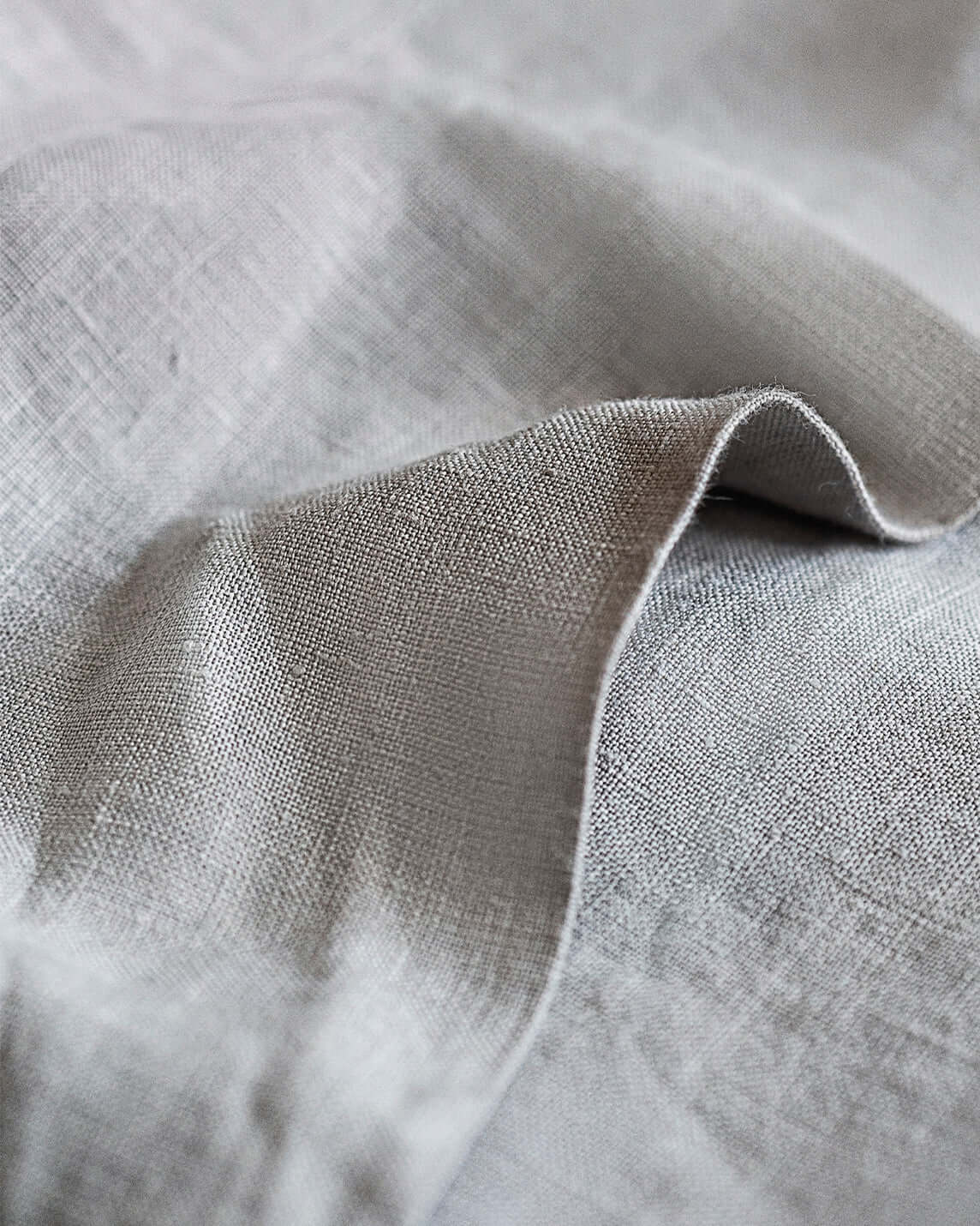 The perfect complement to your Baloo weighted blanket and duvet, crafted with the highest quality European linen.