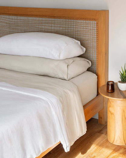 The perfect complement to your Baloo weighted blanket and duvet, crafted with the highest quality European linen.