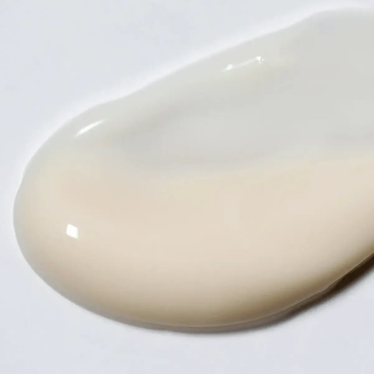 Daily eye cream for signs of aging. Supercharge your radiance.Powered by our exclusive LightBoost™ Complex, this velvety, cooling eye cream boosts the effects of light therapy while targeting signs of aging around the delicate eye area.Helps visibly reduc