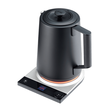 We all know that the perfect cup of tea or coffee is only as good as the water it's made with. And while most of us are content to let our trusty kettle do its job, sometimes we crave something a little extra. That's where the Luna Electric Tea Kettle com