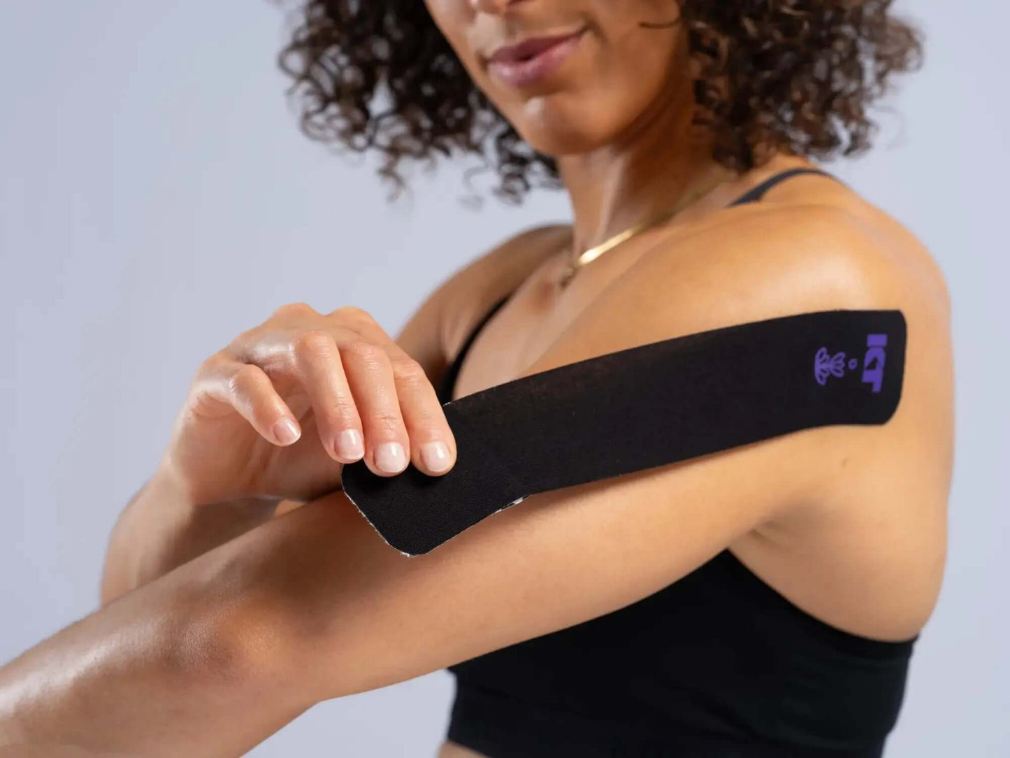 Rest, repair, and relax with KT Tape Soothe™. This soothing kinesiology tape features our classic, pain-relieving support along with a soothing combination of lavender and magnesium. Thoughtfully designed to elicit calming sensations via aromatherapy, KT