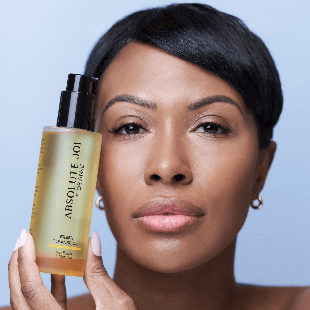 Embark on a skincare journey inspired by Japanese and Korean beauty rituals with our facial oil cleanser. This gentle yet powerful facial cleansing technique starts with our Sunflower & Moringa Fresh Cleanse Oil, a solution designed to remove impurities,