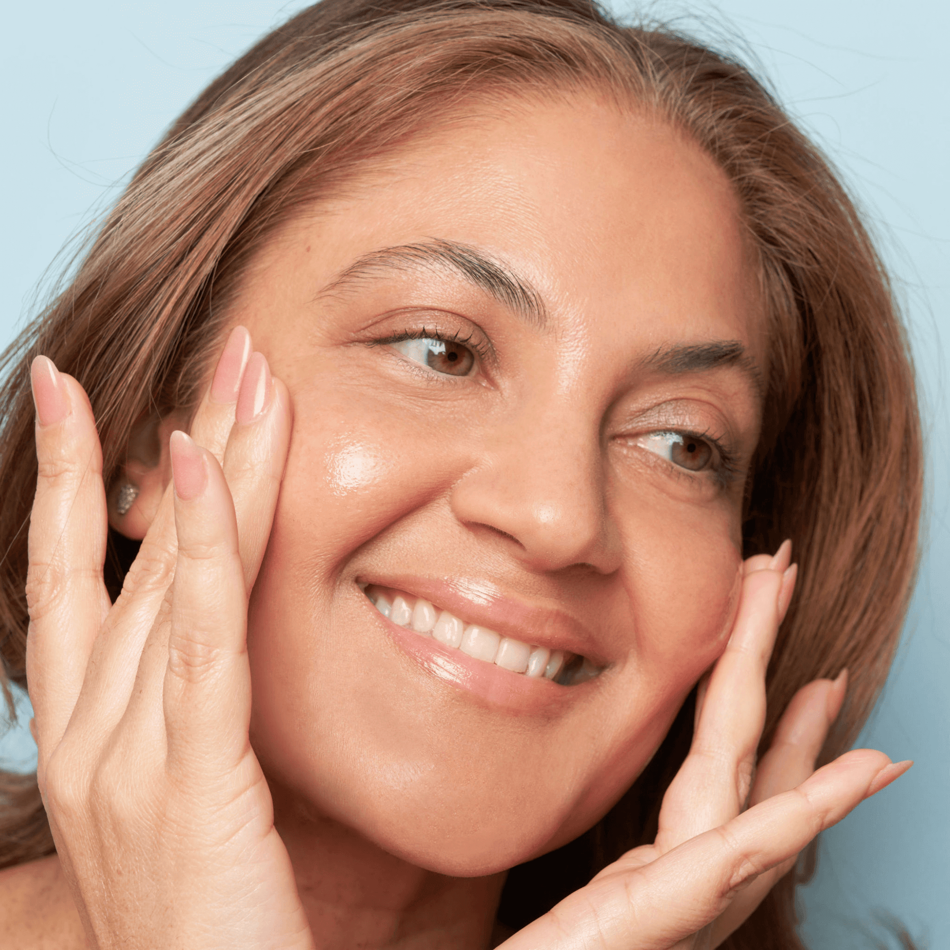 Embark on a skincare journey inspired by Japanese and Korean beauty rituals with our facial oil cleanser. This gentle yet powerful facial cleansing technique starts with our Sunflower & Moringa Fresh Cleanse Oil, a solution designed to remove impurities,