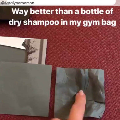 MAIN BENEFITAbsorbs grease, sweat + grime from the scalp to make good hair days last longer. ADDITIONAL BENEFITSHealthier than dry shampoo because we care about scalp care.Naturally deodorizes.Biodegradable.Oil + Sweat AbsorbingRECESS hair blotters absorb