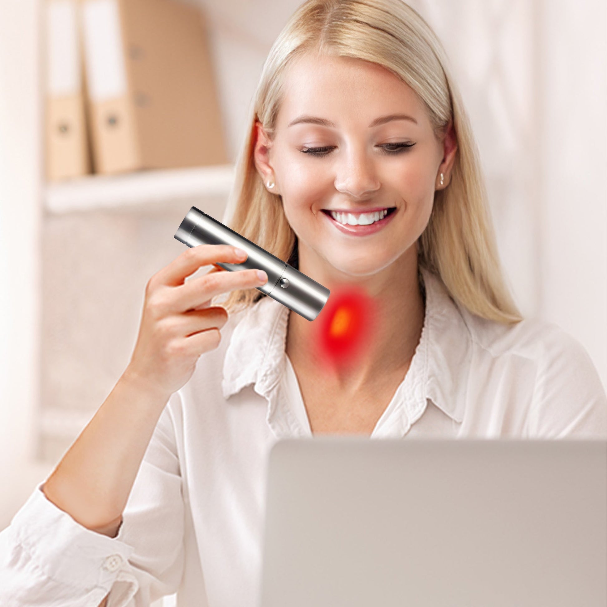 Discover the power of targeted healing with our Red Light Therapy Torch with Removable Tip. Designed for convenience and effectiveness, this portable device harnesses the benefits of red light therapy to promote skin rejuvenation, relieve pain, and accele