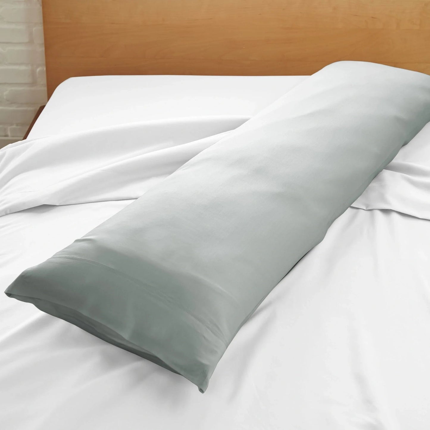 Luxuriously soft, naturally breathableOur Cooling Bamboo Body Pillowcases offer silky-smooth comfort with year-round breathability. Crafted from hypoallergenic, moisture-wicking bamboo fabric, they help regulate temperature, resist allergens, and keep you