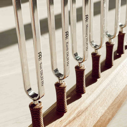 Tune in all seven chakras with this special 7-tuning fork set - it helps you to balance and increase positive energy! A professional set for meditation, yoga, therapeutics, sound healing and spiritual practices. Made from strong steel (not soft aluminum)!