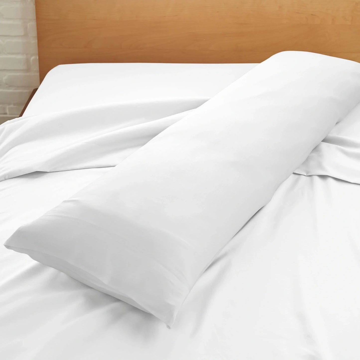 Luxuriously soft, naturally breathableOur Cooling Bamboo Body Pillowcases offer silky-smooth comfort with year-round breathability. Crafted from hypoallergenic, moisture-wicking bamboo fabric, they help regulate temperature, resist allergens, and keep you